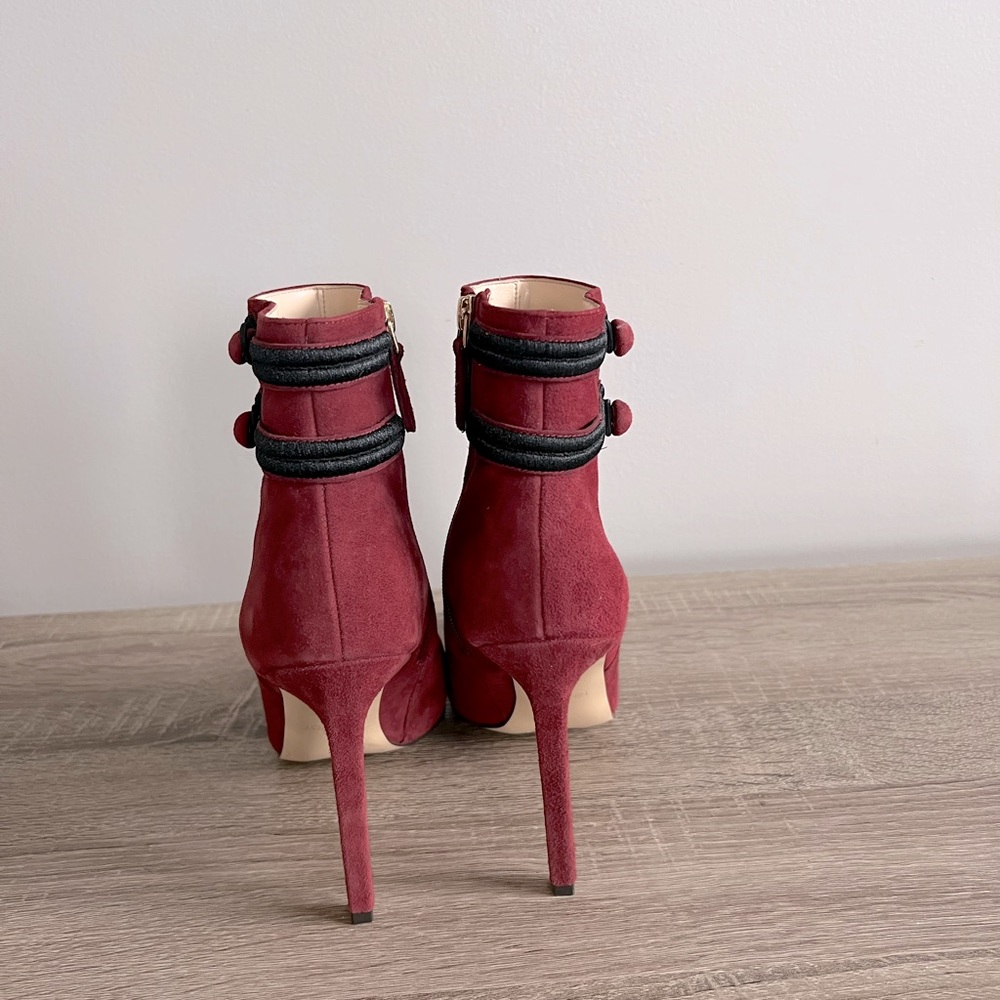 Nine West suede boots size 8